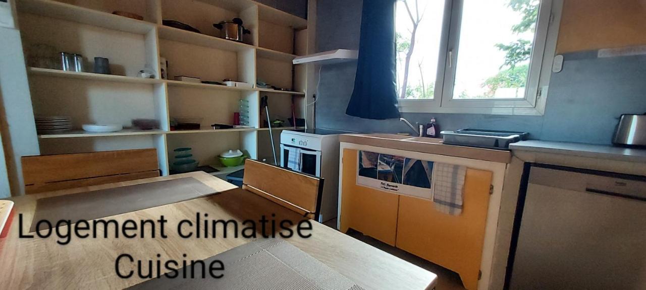 Le Barcares Logement Climatise Pour 6 Personnes, Draps Et Serviettes Non Fournis Air-Conditioned Accommodation For 6 People, Sheets And Towels Not Provided Alojamiento Con Aire Acondicionado Para 6 Personas, Sabanas Y Toallas No Incluidas Exteriör bild