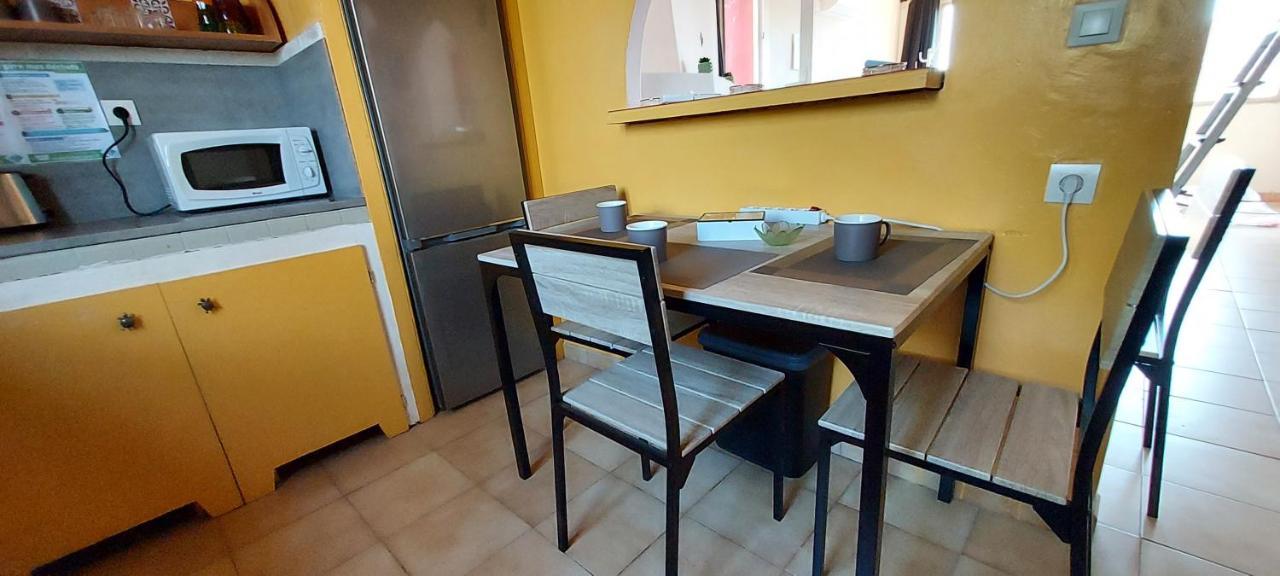 Le Barcares Logement Climatise Pour 6 Personnes, Draps Et Serviettes Non Fournis Air-Conditioned Accommodation For 6 People, Sheets And Towels Not Provided Alojamiento Con Aire Acondicionado Para 6 Personas, Sabanas Y Toallas No Incluidas Exteriör bild