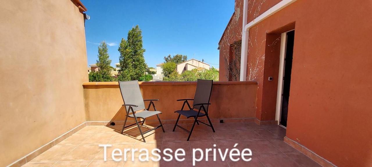 Le Barcares Logement Climatise Pour 6 Personnes, Draps Et Serviettes Non Fournis Air-Conditioned Accommodation For 6 People, Sheets And Towels Not Provided Alojamiento Con Aire Acondicionado Para 6 Personas, Sabanas Y Toallas No Incluidas Exteriör bild